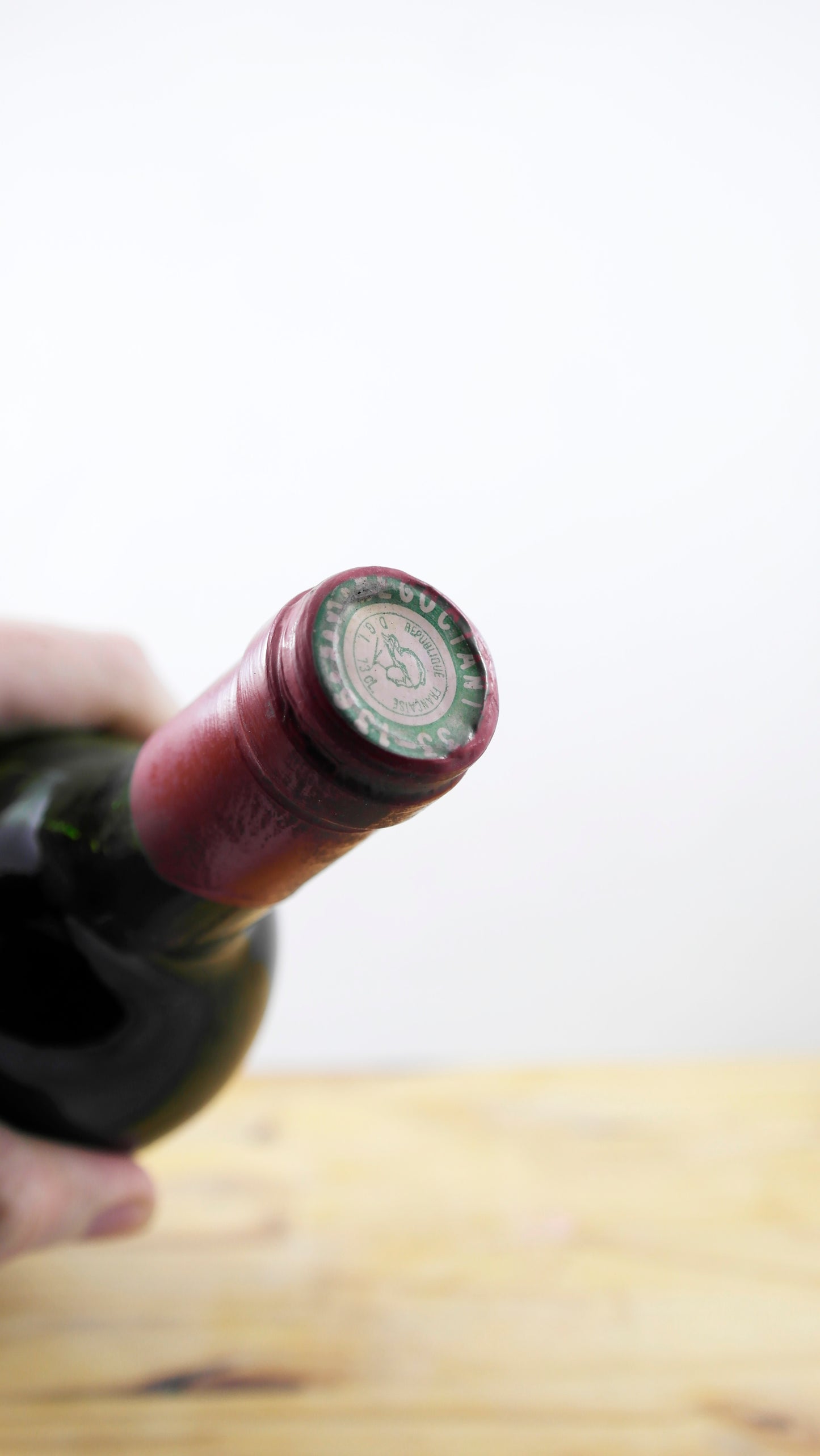 Vin Année 1977 Château Grand Barry ME