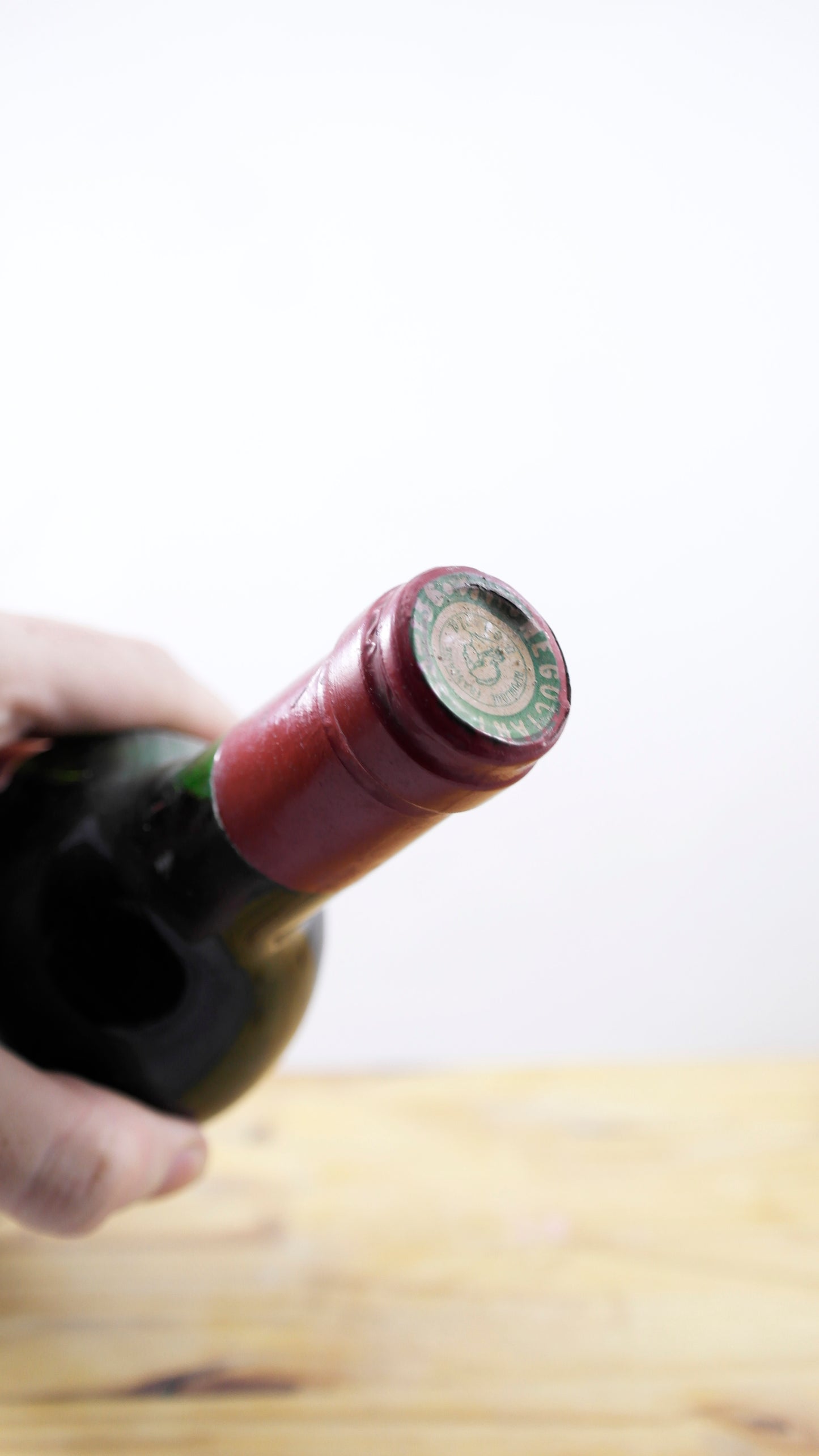 Vin Année 1977 Château Grand Barry ETA