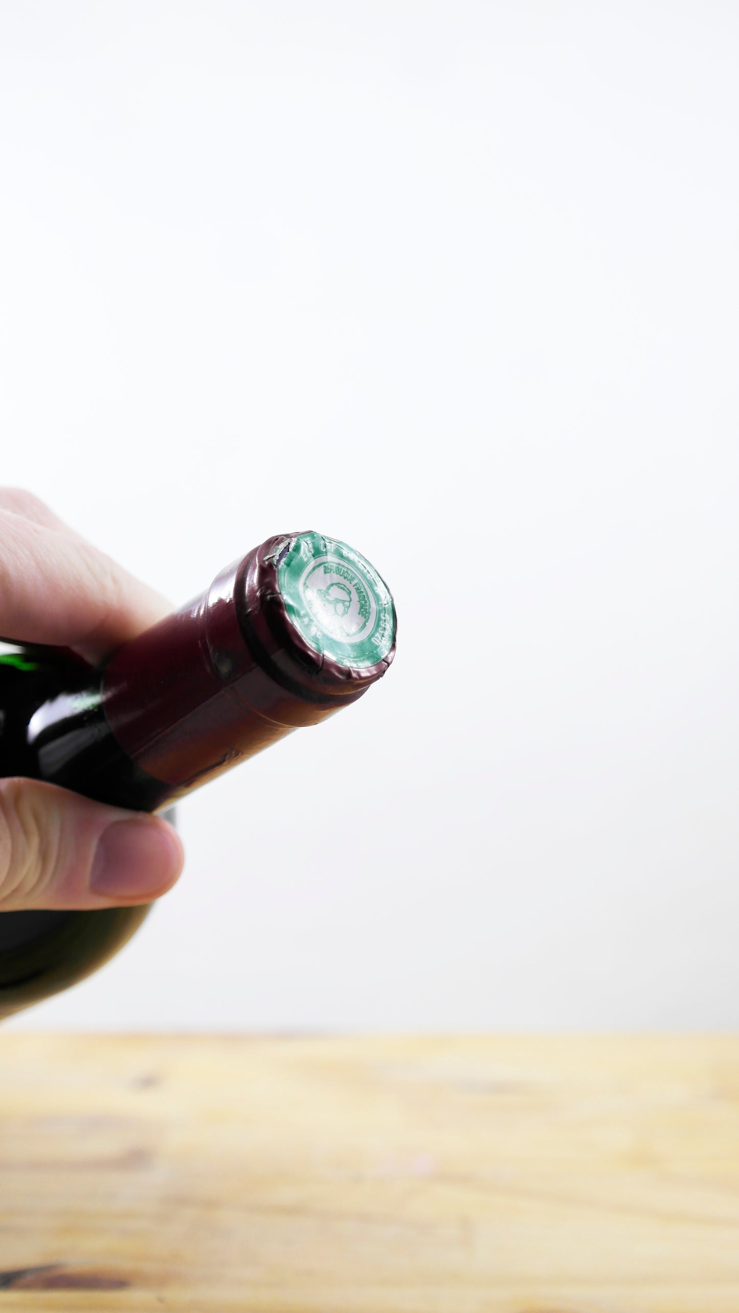 Vin Année 1983 Château Haut-Bellevue ELA