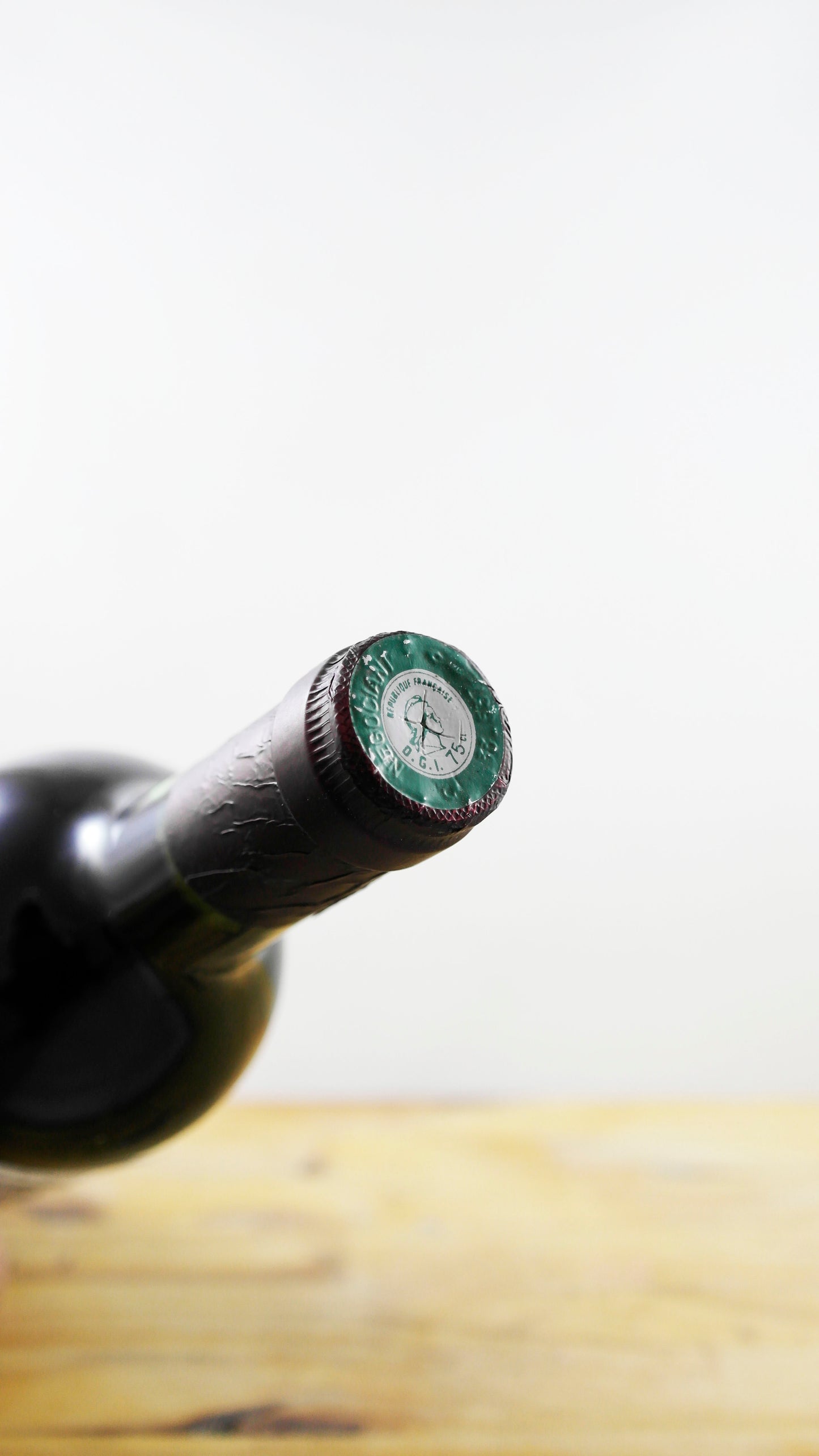 Vin Année 1982 Château Vieux Chene Vert