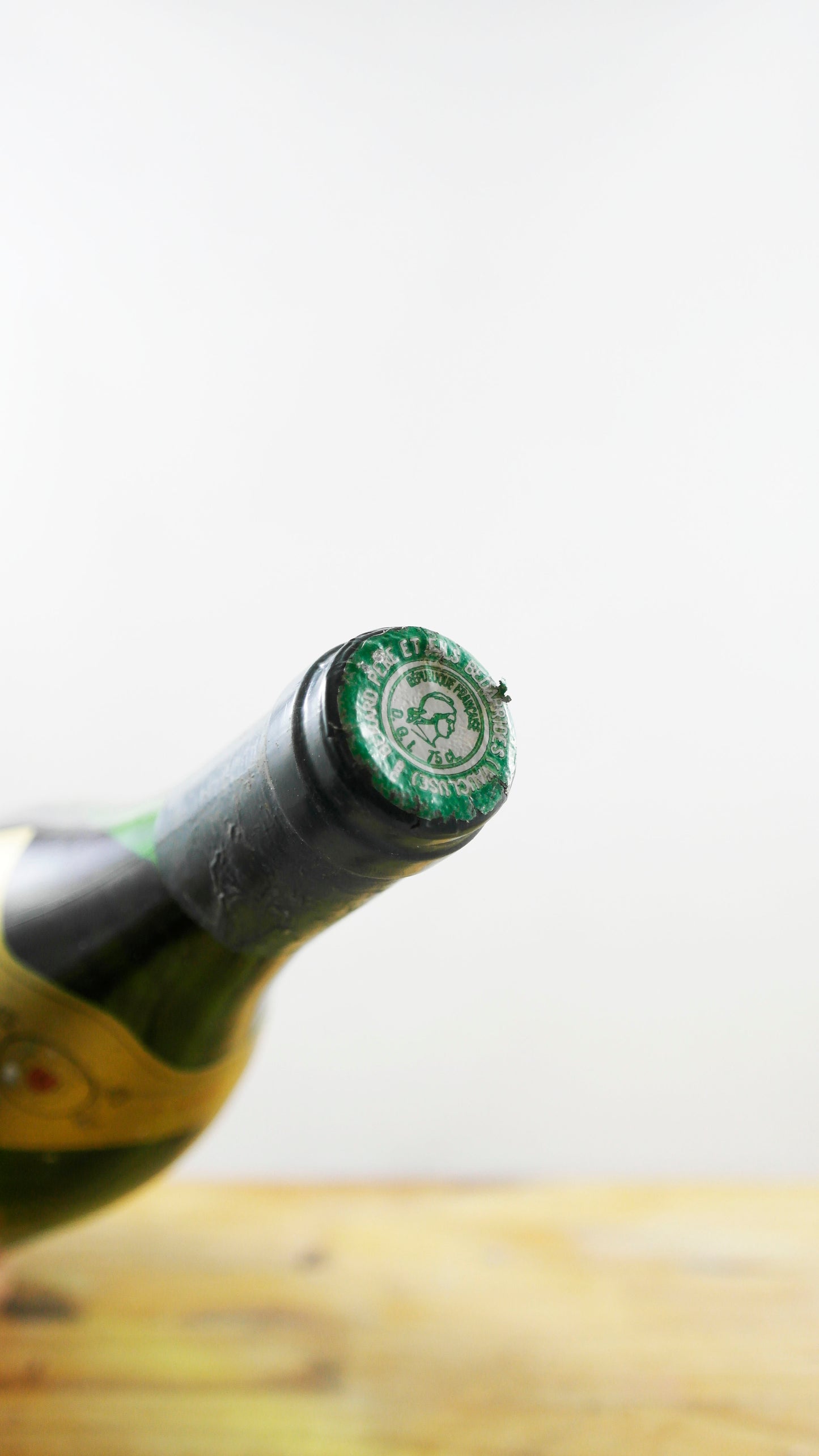 Vin Année 1984 Blanc de Blancs Châteauneuf-du-Pape Bérard Père & Fils