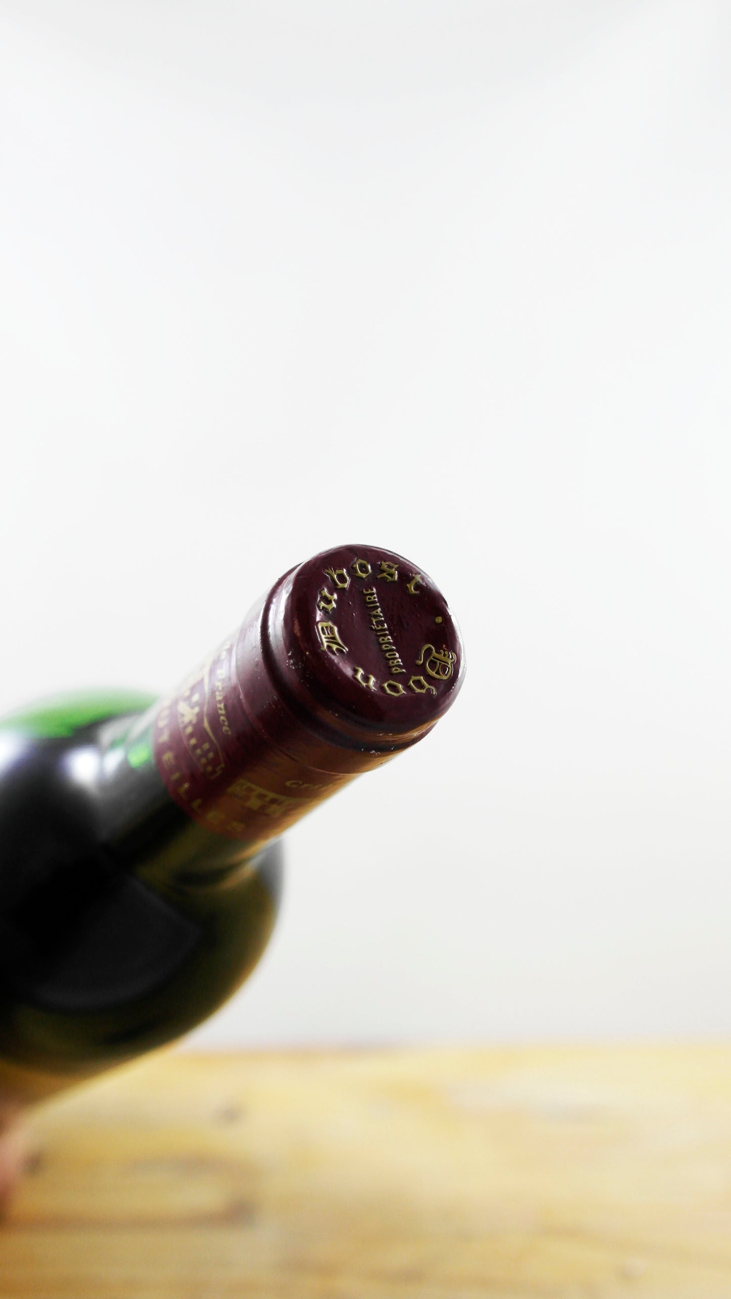 Vin Année 1981 Vieux Château Carré Yvon Dubost