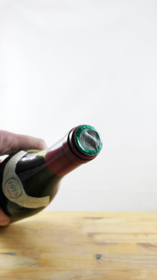 Vin Année 1975 Vin de Bourgogne