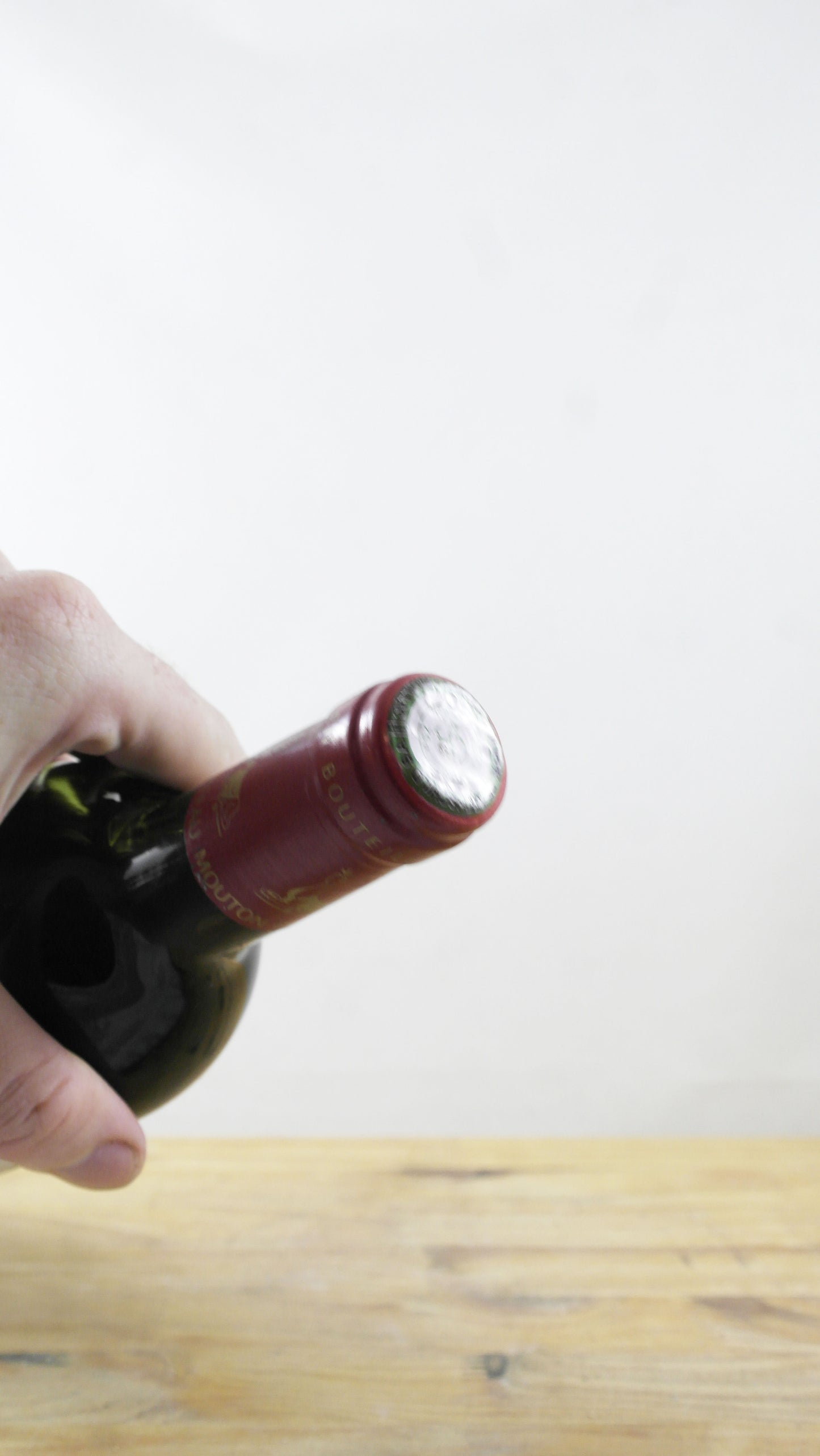Château Mouton Baronne Philippe de Rothschild 1984 ME