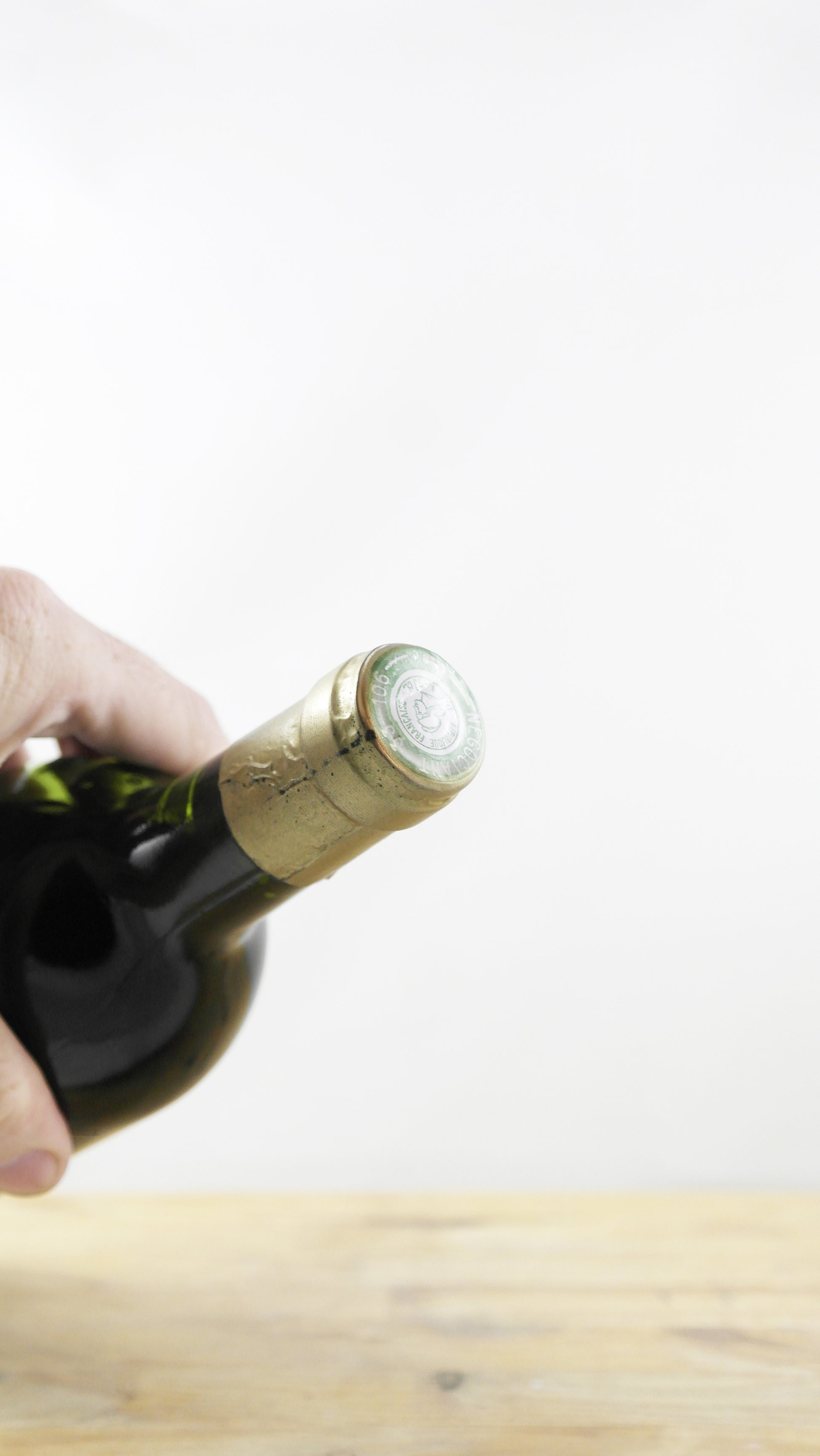 Château le Carillon 1976 HE