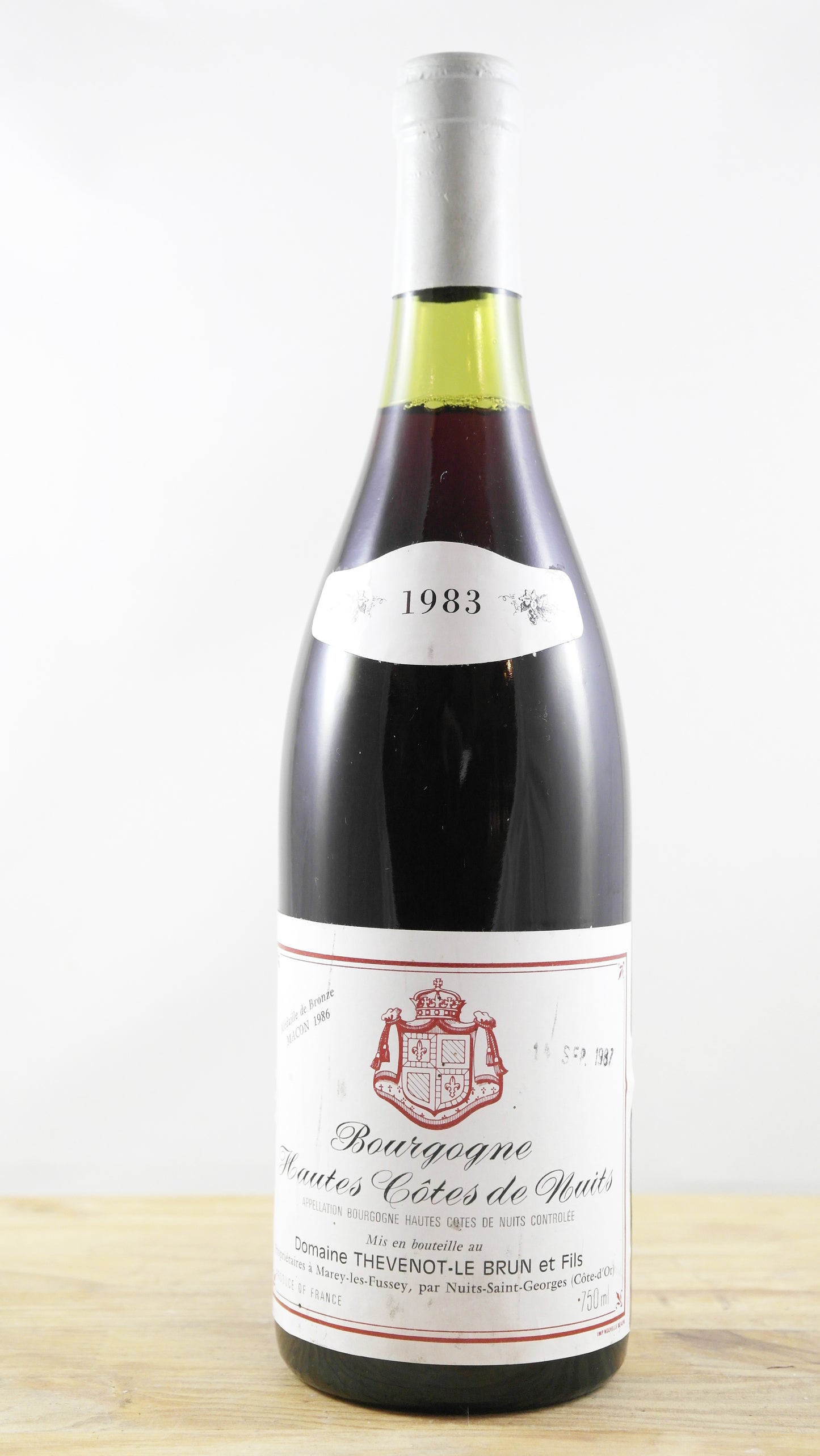 Hautes Côtes de Nuits Thevenot 1983