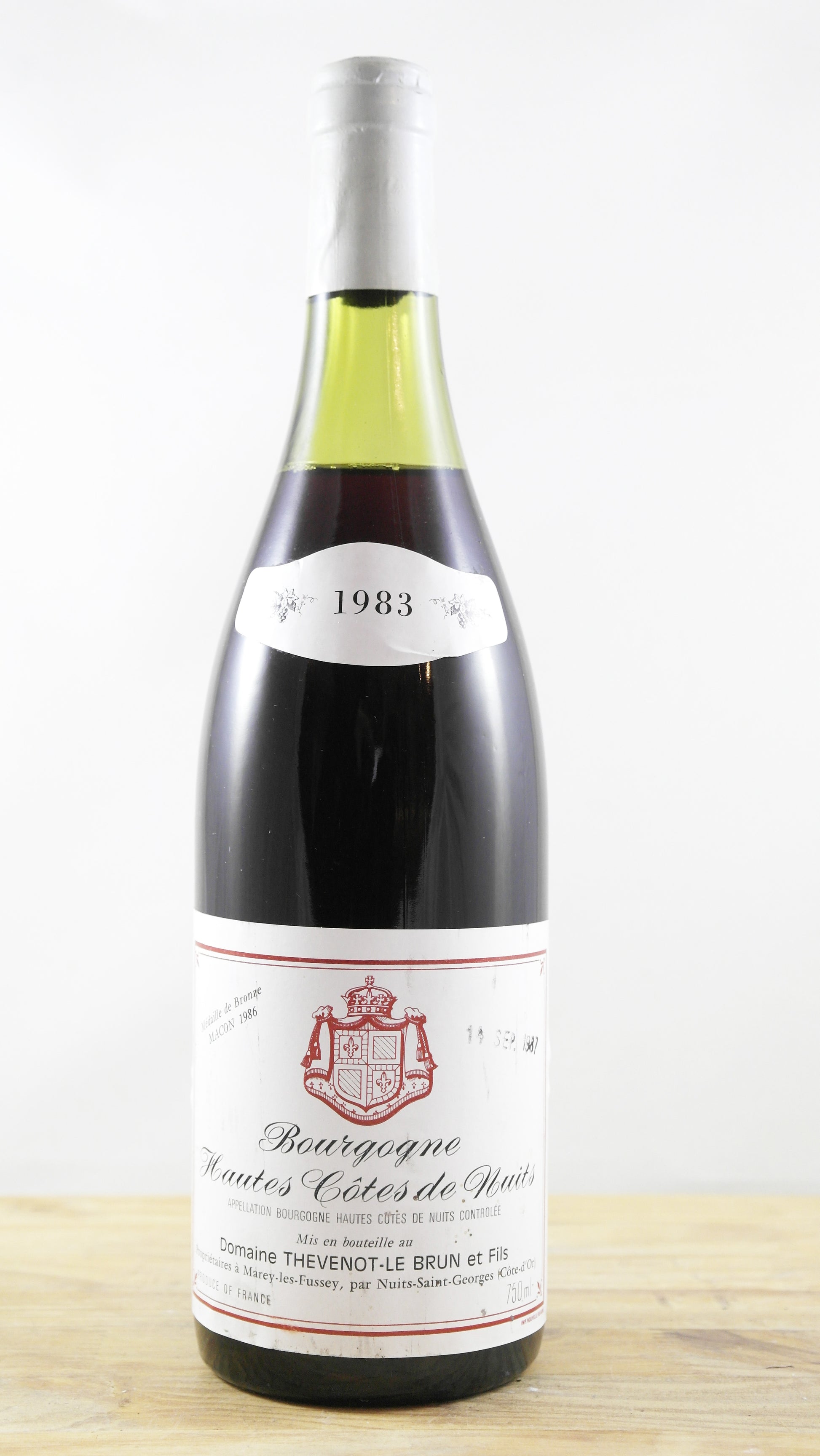 Hautes Côtes de Nuits Thevenot 1983 LB