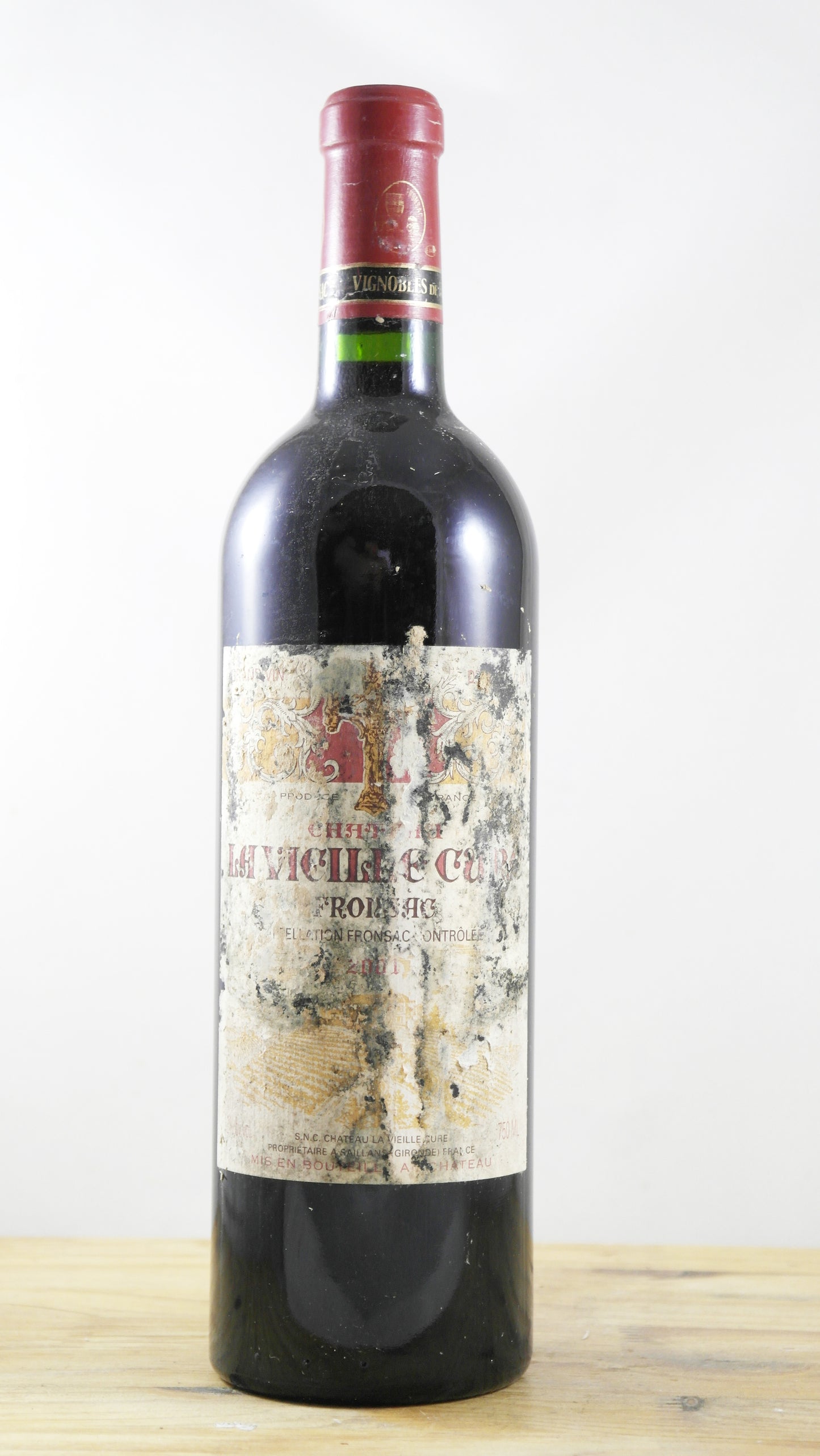 Château La Vieille Cure 2001
