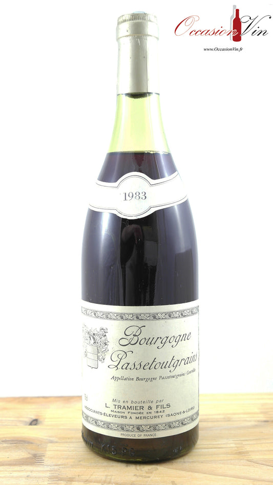 Bourgogne Passetoutgrain Tramier et  Fils NB Vin 1983