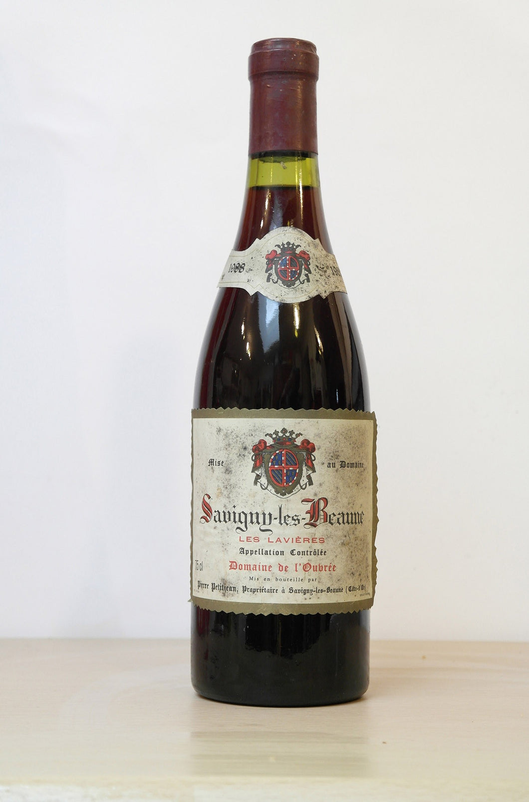 Savigny-Les-Baumes Pierre Petitjean Vin 1988