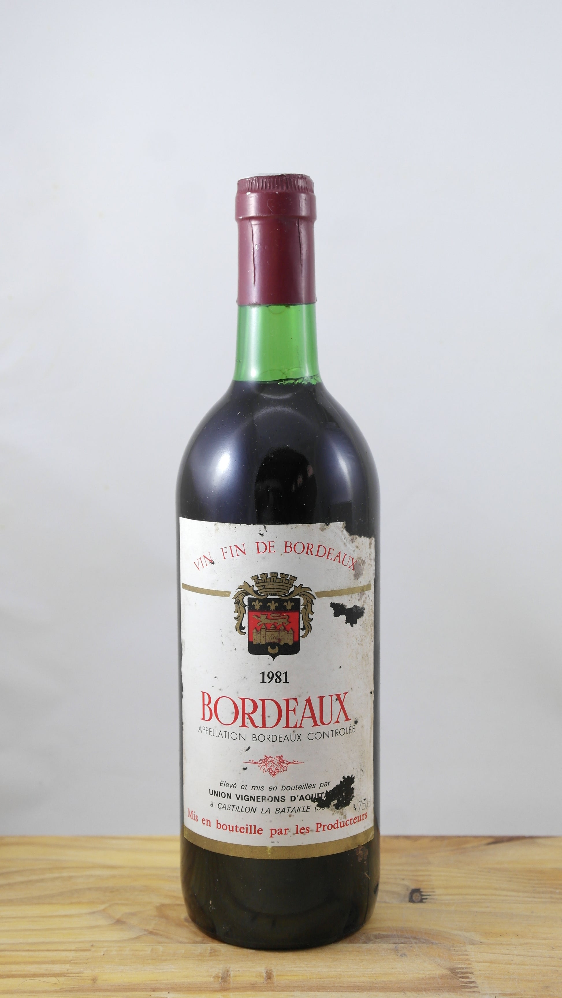 Bordeaux Union des Vignerons d’Aquitaine Vin 1981