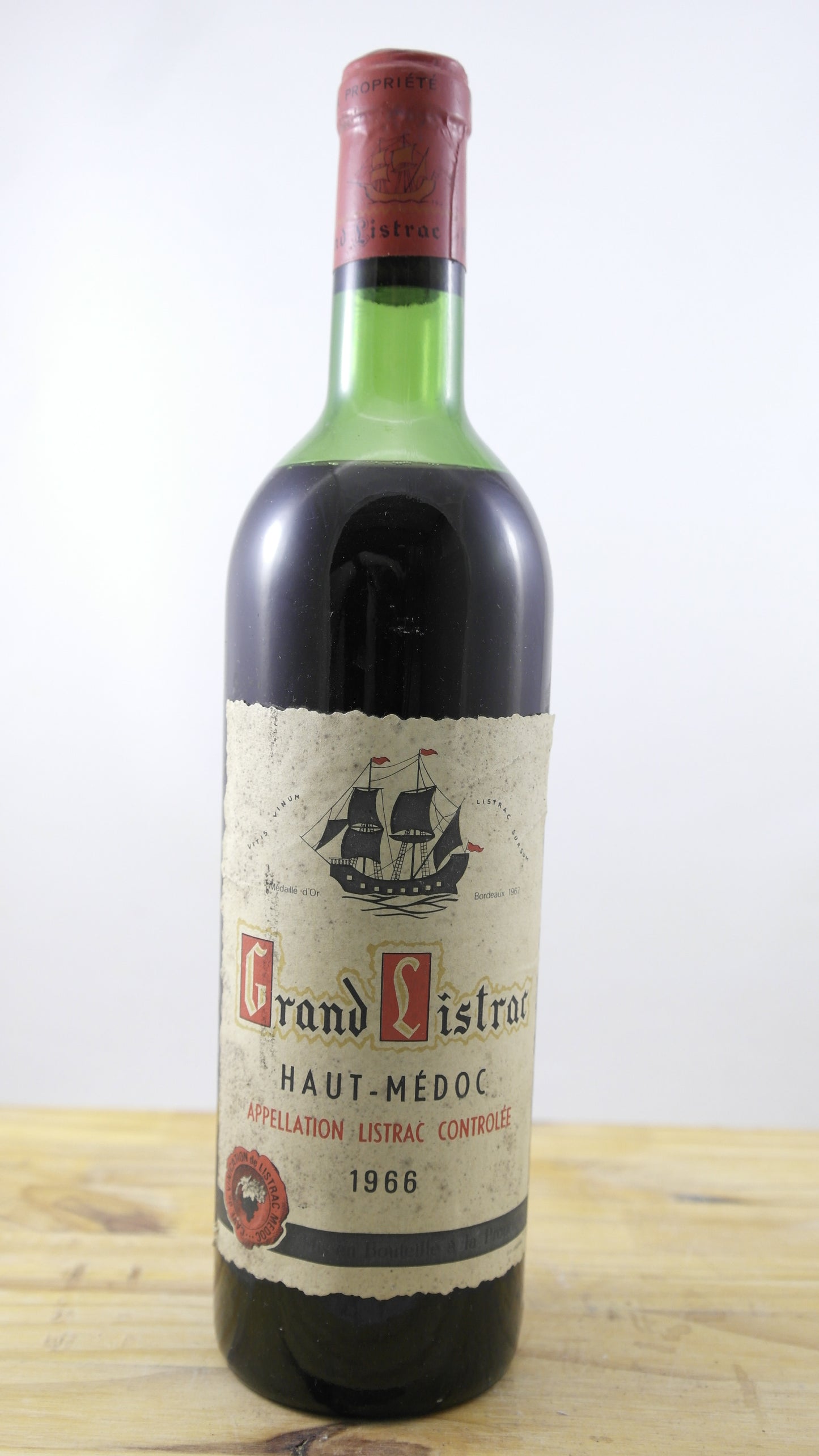 Grand Listrac Haut-Médoc NB Vin 1966