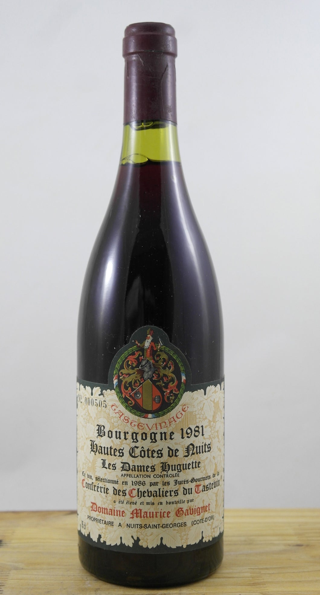 Hautes Côtes de Nuits Les Dames Huguette Vin 1981