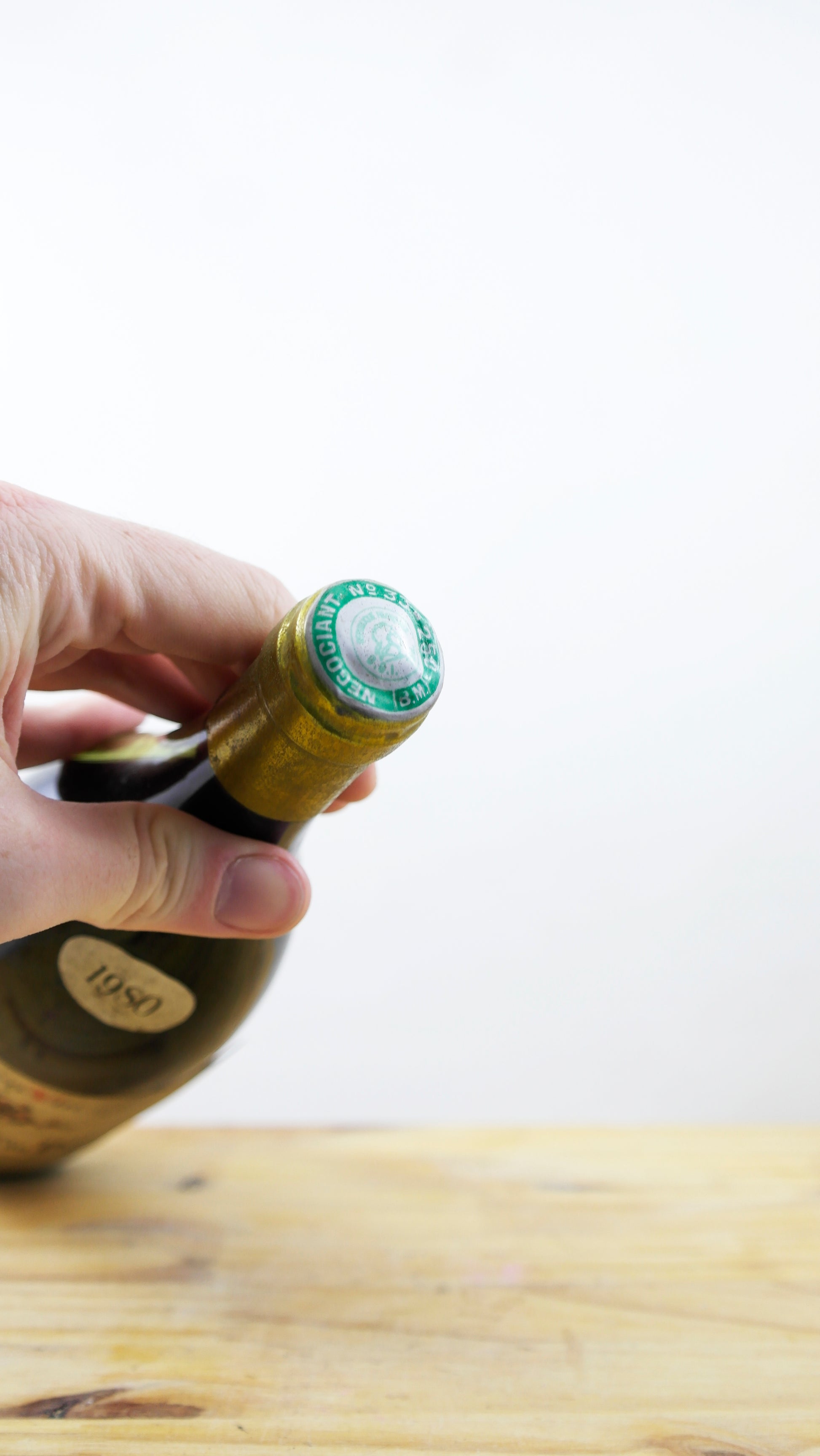 Vin Année 1980 Châteauneuf du Pape Dougnac CA