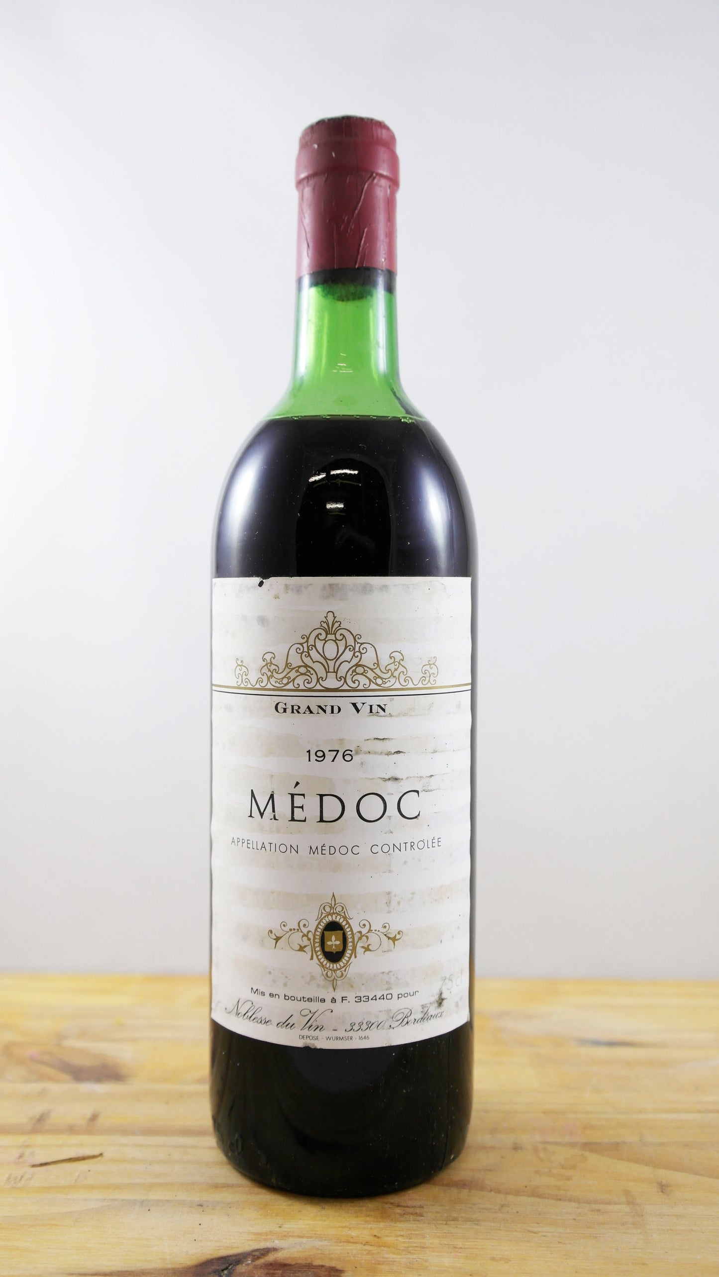 Vin Année 1976 Médoc Noblesse du Vin