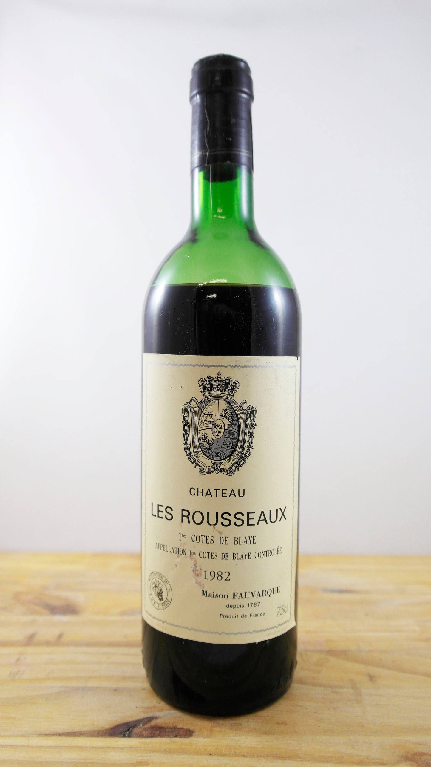 Vin Année 1982 Château Les Rousseaux