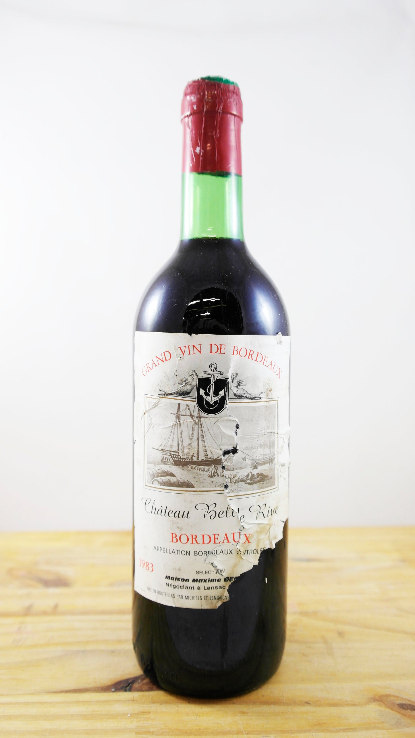 Vin Année 1983 Château Belle Rive Bernier