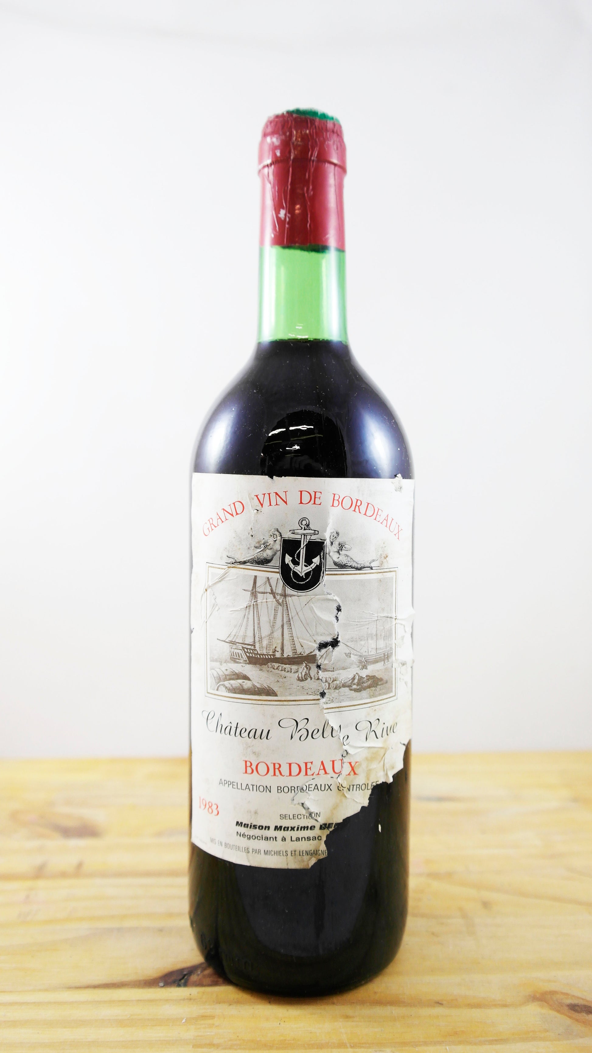 Vin Année 1983 Château Belle Rive Bernier