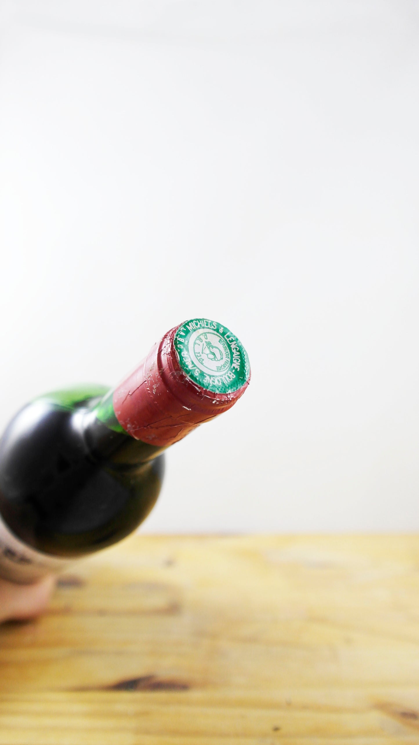 Vin Année 1983 Château Belle Rive Bernier