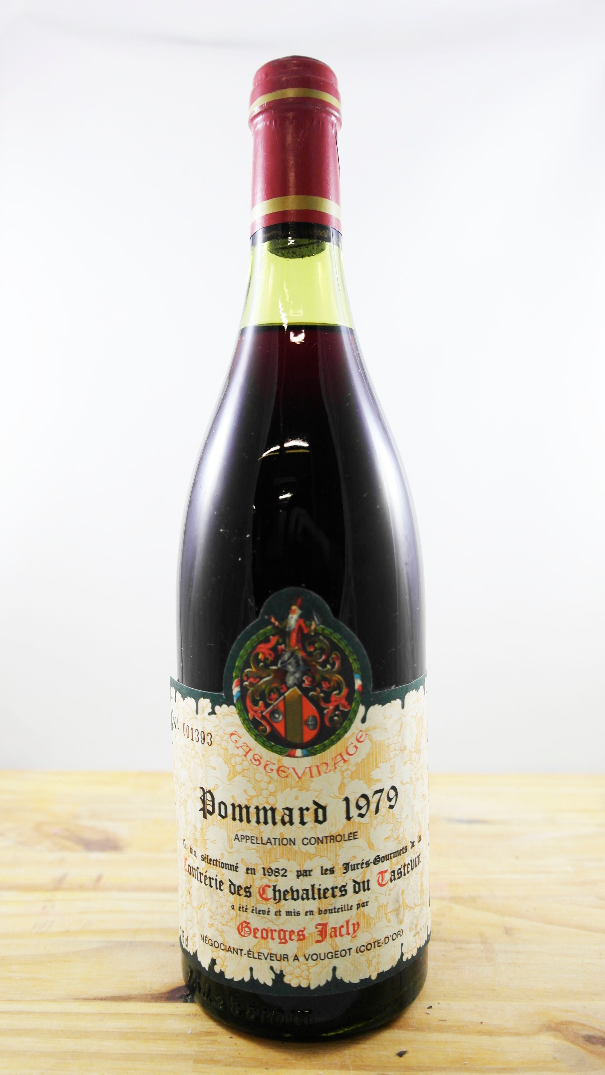Vin Année 1979 Pommard Confrérie des Chevaliers du Tastevin