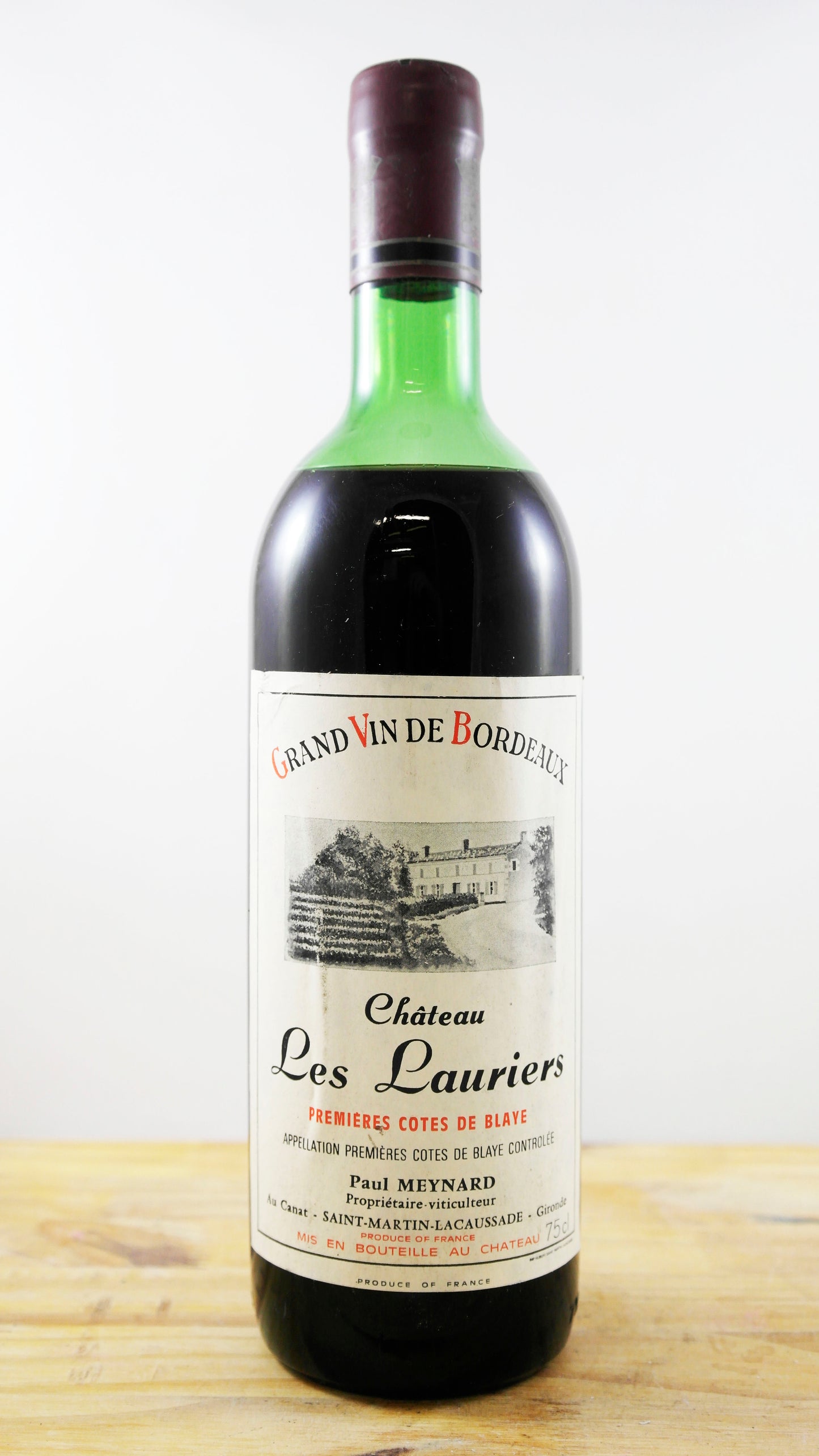 Vin Année 1970 Château Les Lauriers Meynard