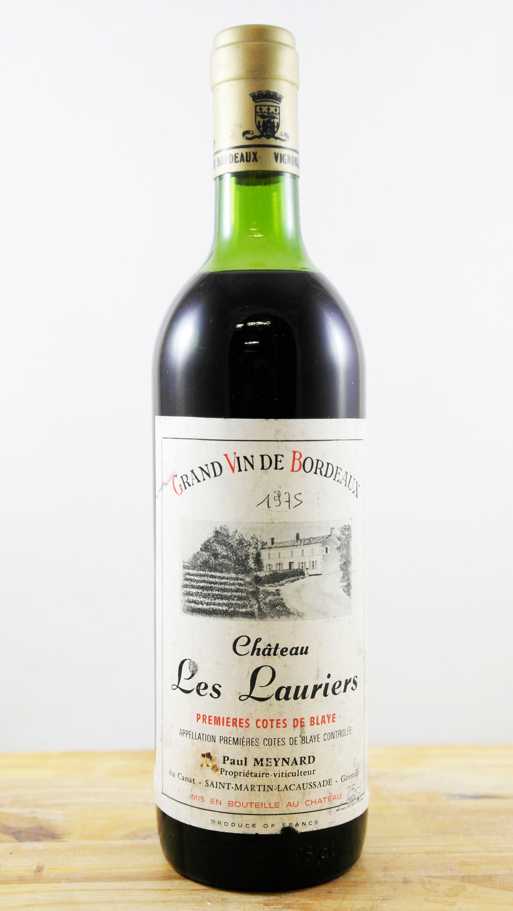 Vin Année 1975 Château Les Lauriers Meynard