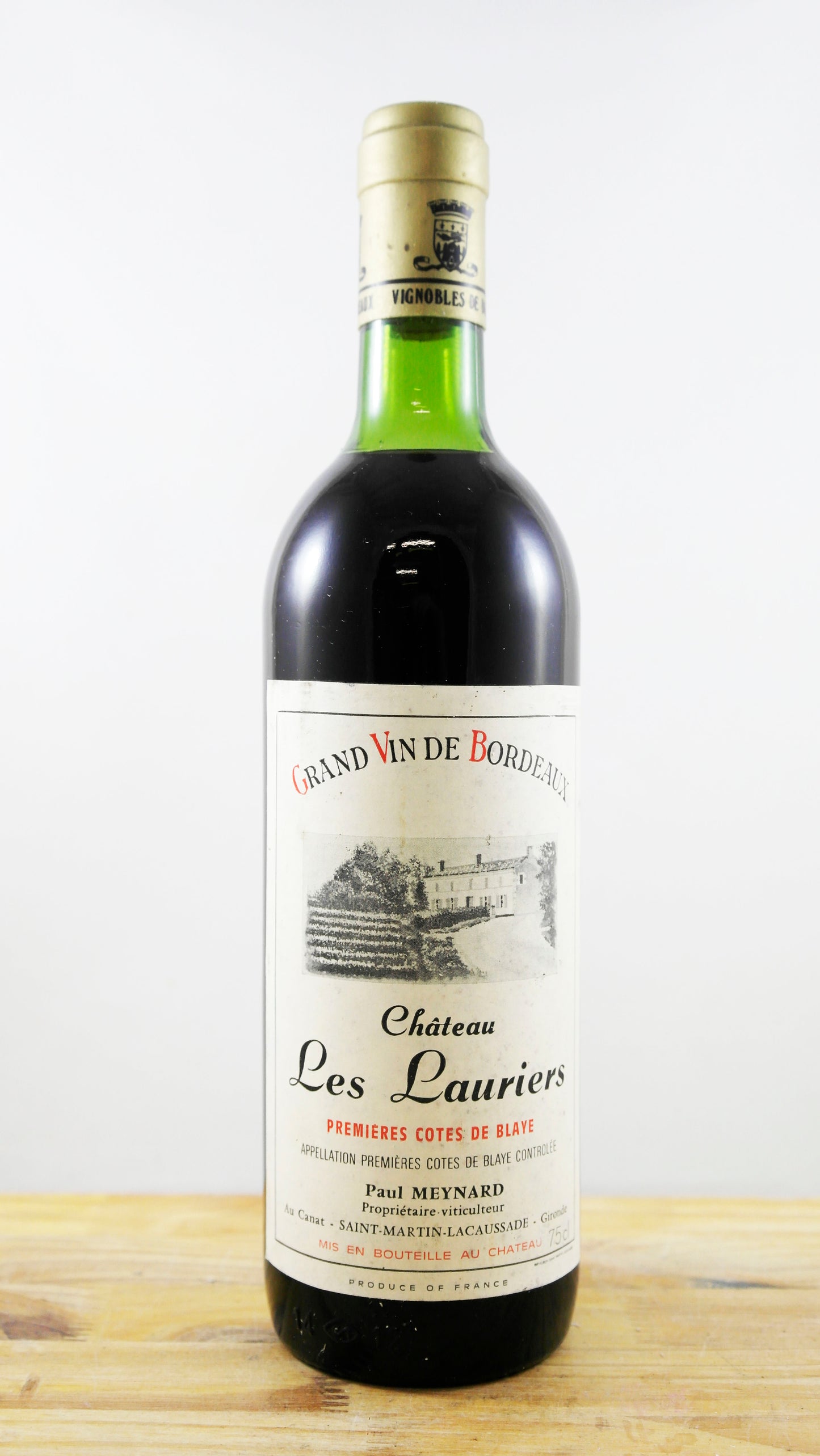 Vin Année 1975 Château Les Lauriers Meynard