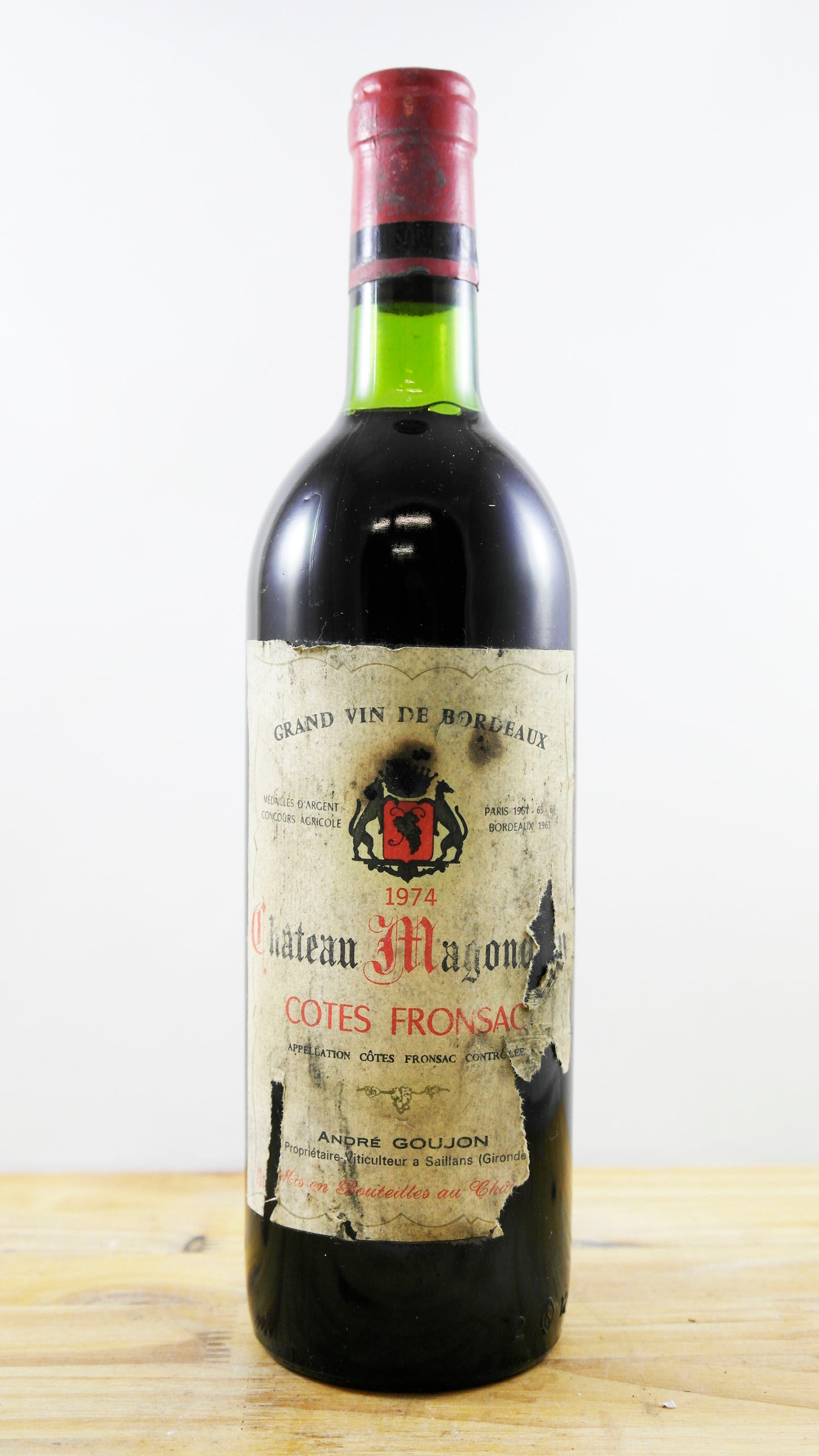 Vin Année 1974 Château Magondeau André Goujon