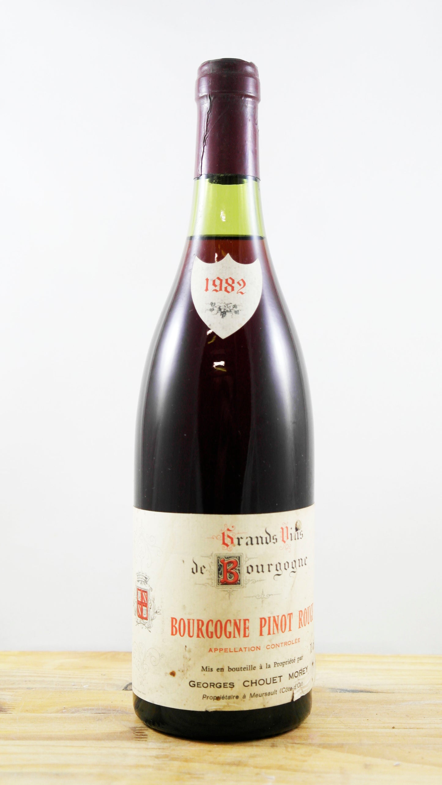 Vin Année 1982 Pinot Rouge Georges Chouet Morey