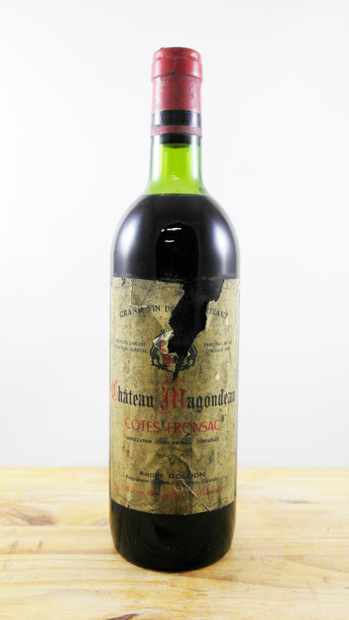 Vin Année 1974 Château Magondeau Goujon
