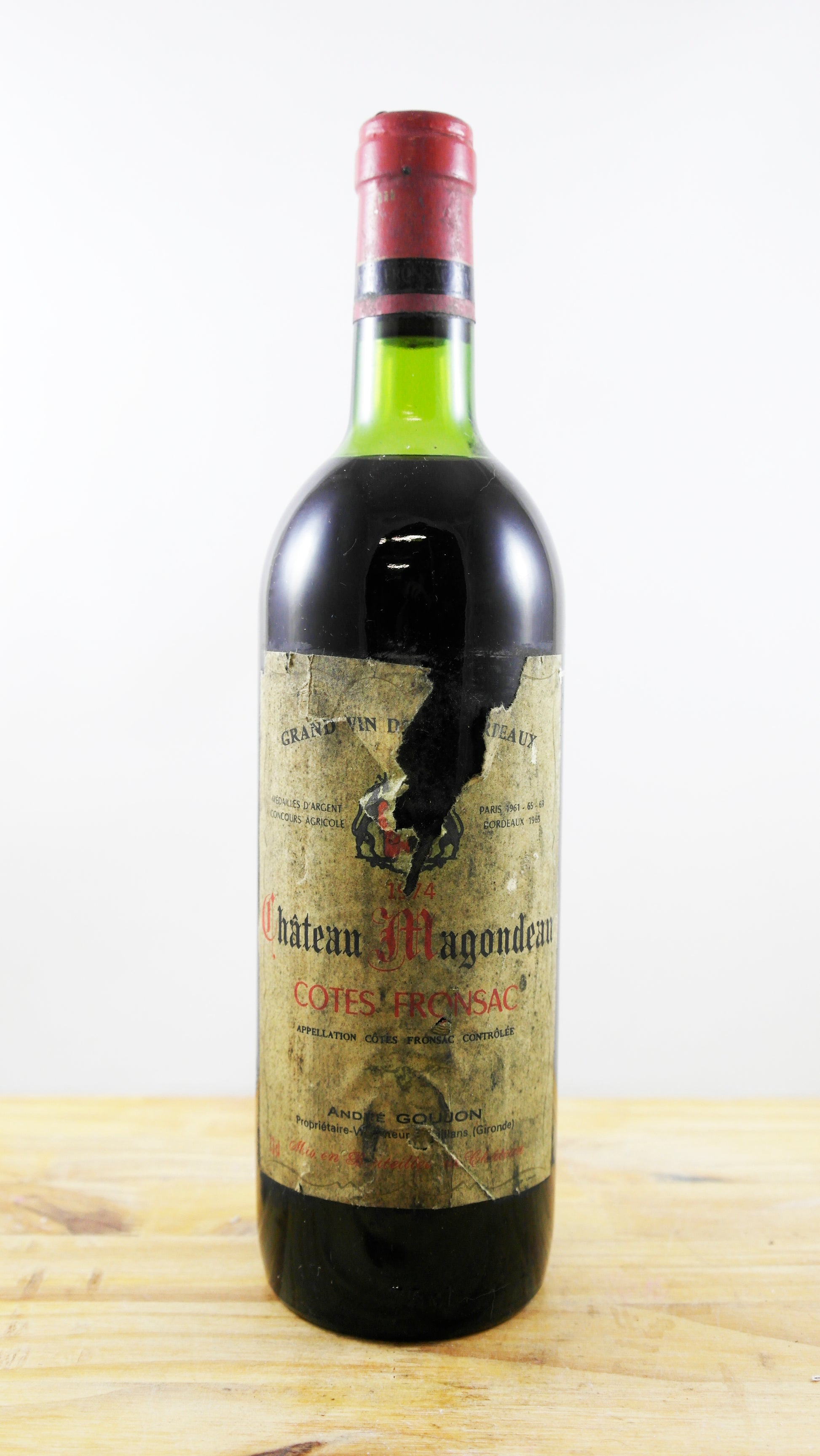 Vin Année 1974 Château Magondeau Goujon